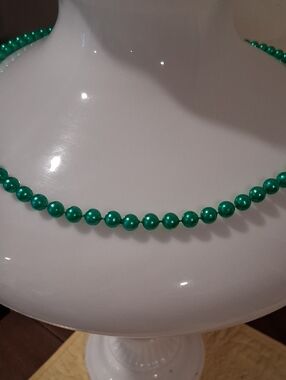 Emerald Green Faux Pearl Necklace